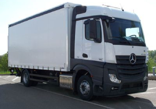 Грузовой автомобиль Mercedes